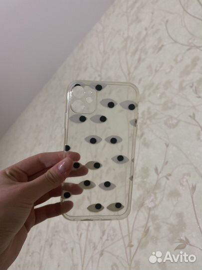 Чехол на iPhone 11
