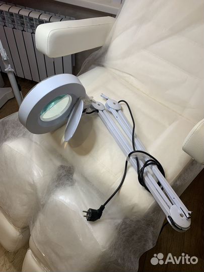 Лампа лупа настольная