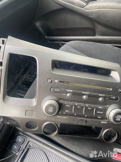 Магнитола honda civic 4d