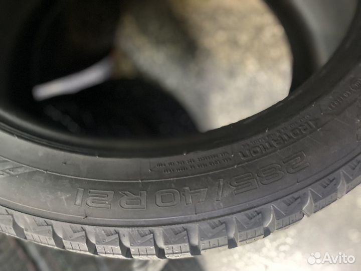 Nokian Tyres Hakkapeliitta 10p SUV 315/35 R21 и 285/40 R21