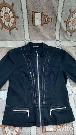 Джинсовая куртка
