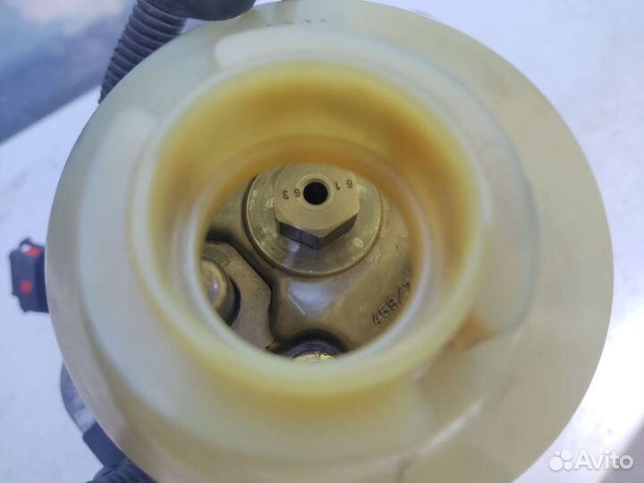 Насос эгур TRW Opel Astra H Zafira B