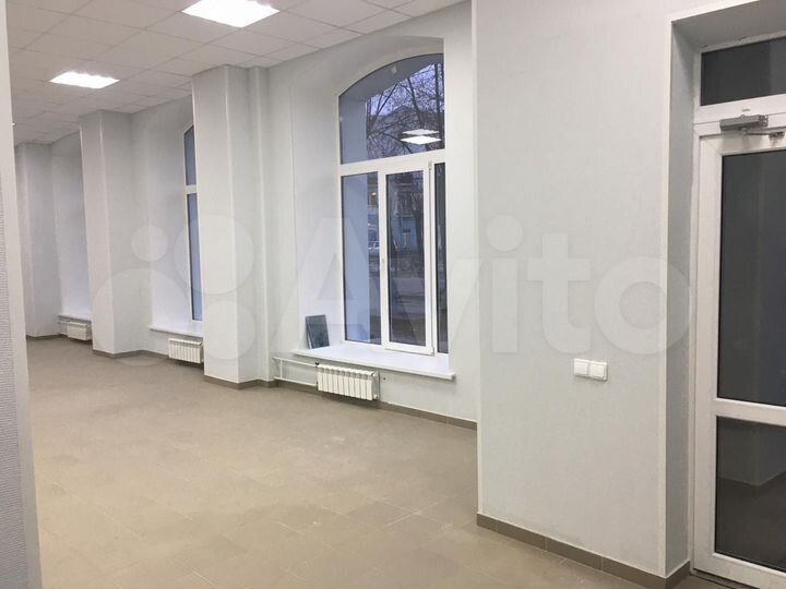 Помещение свободного назначения, 132 м²