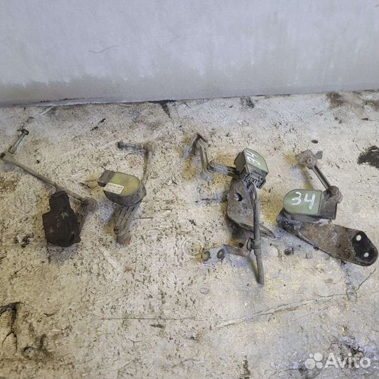 Датчики уровня подвески Audi A8 D3