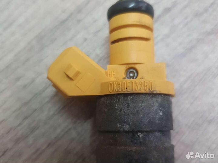 Форсунка топливная kia rio 1 1.5