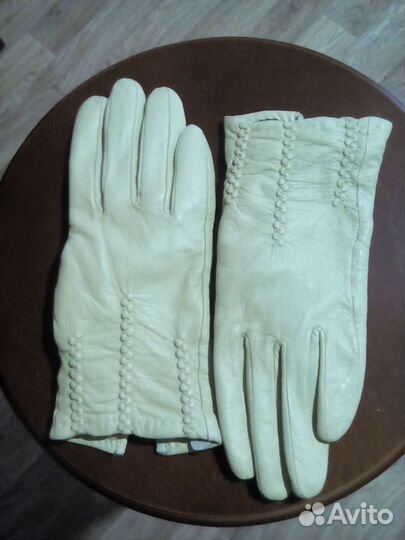 Перчатки из натуральной кожи