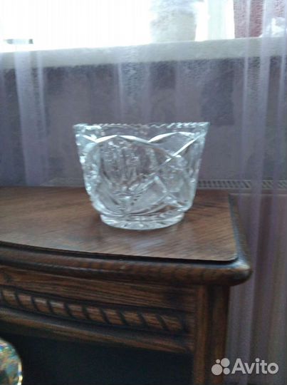 Ваза хрустальная