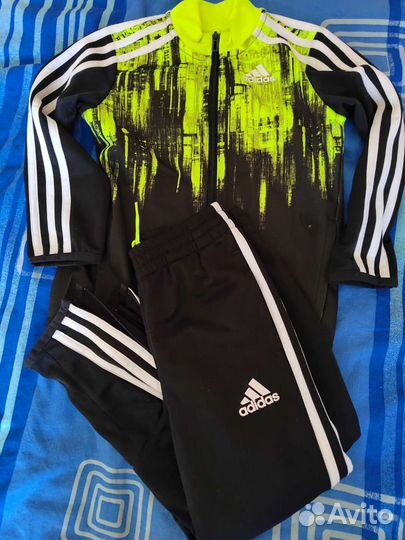 Спортивный костюм adidas оригинал новый