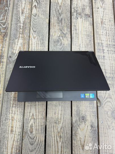 Игровой ноутбук Gigabyte G5 15,6