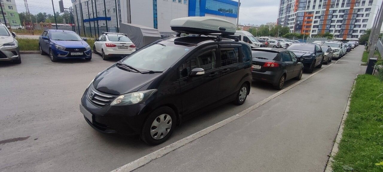 Honda Freed: фото владельца