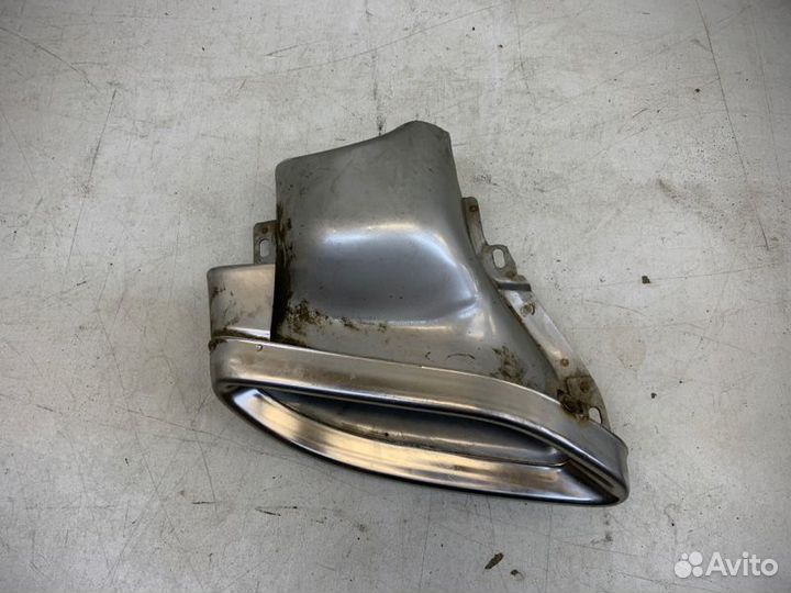 Насадка глушителя правая Mercedes-Benz C-Class