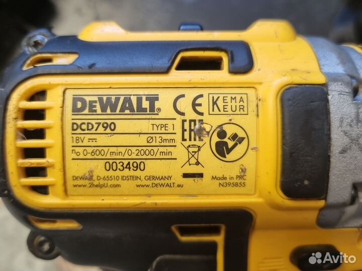 Шуруповерт dewalt dcd790. Оригинал