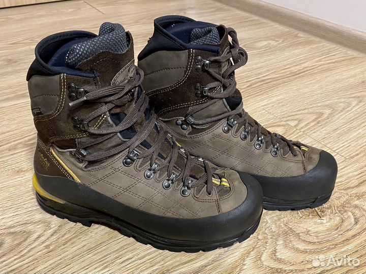 Трекинговые ботинки Meindl