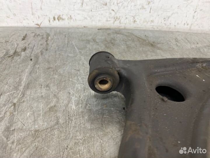 Рычаг подвески передний правый Mitsubishi Lancer X