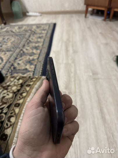 iPhone 15 Pro, 256 ГБ