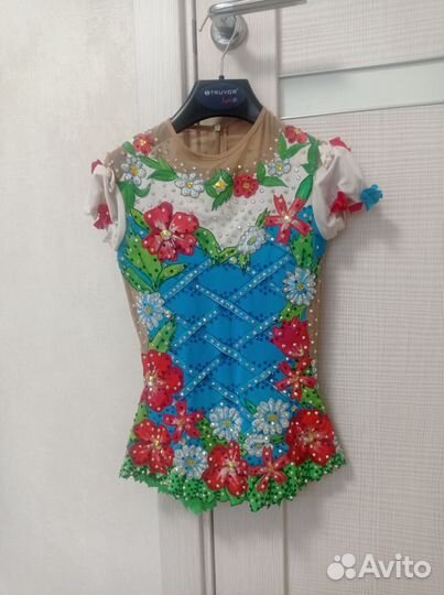 Костюм для фигурного катания, гимнастики и тд