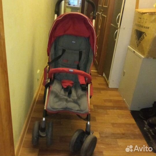 Прогулочная коляска трость chicco