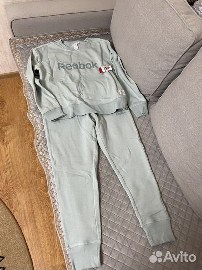 Спортивный костюм reebok женский оригинальный