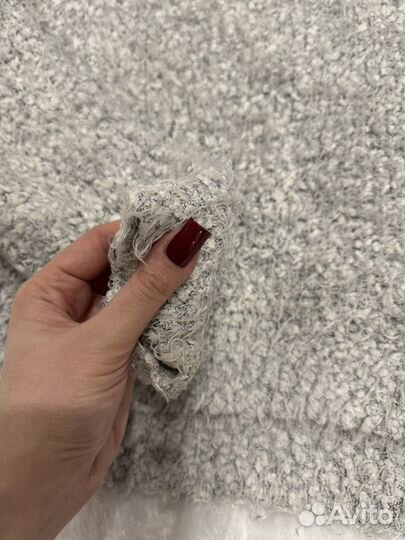 Свитер женский