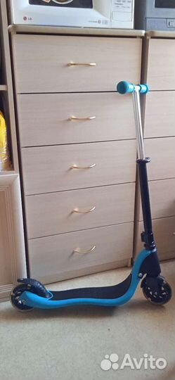 Самокат со светящимися колесами