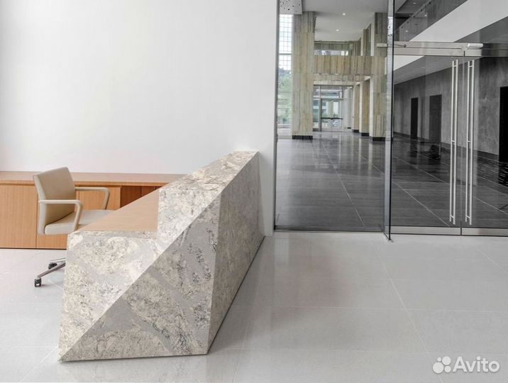 Ресепшн для бара кварцевого агломерата