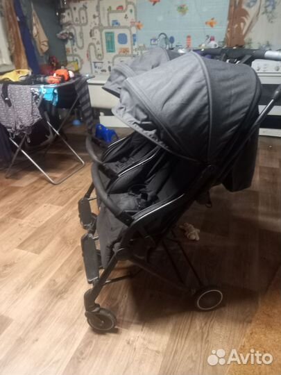 Коляска прогулочная для двойни