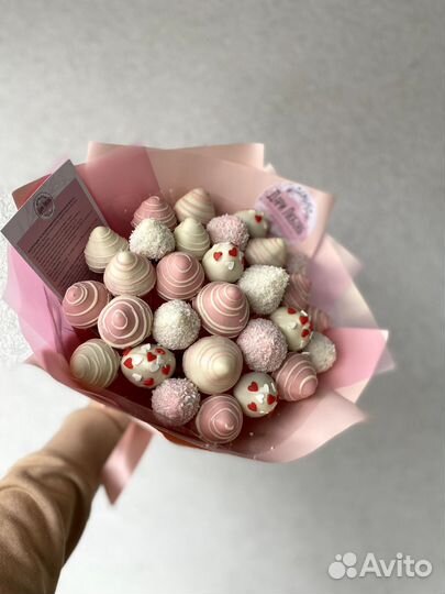 Клубника в шоколаде, сладкий букет