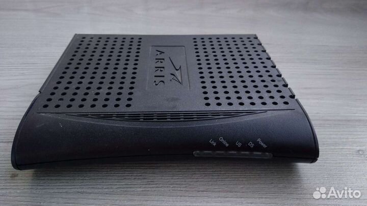 Кабельный модем Arris CM550B