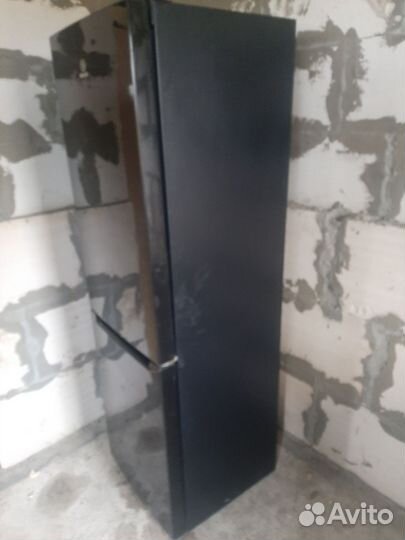 Холодильник indesit