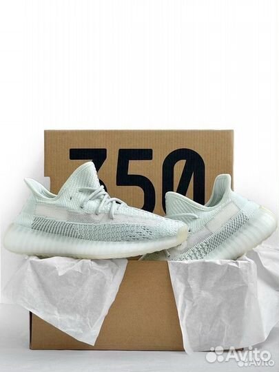 Кроссовки yeezy boost 350 v2 