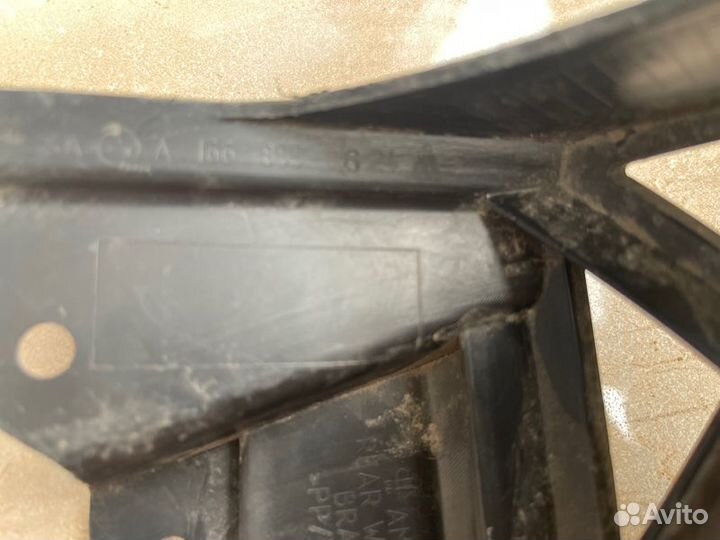 Кронштейн бампера задний правый Mercedes Ml Class