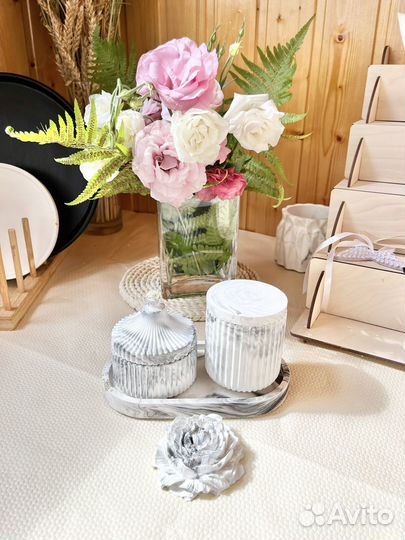 Статуетка.Гипсовые изделия.Поднос.Свеча