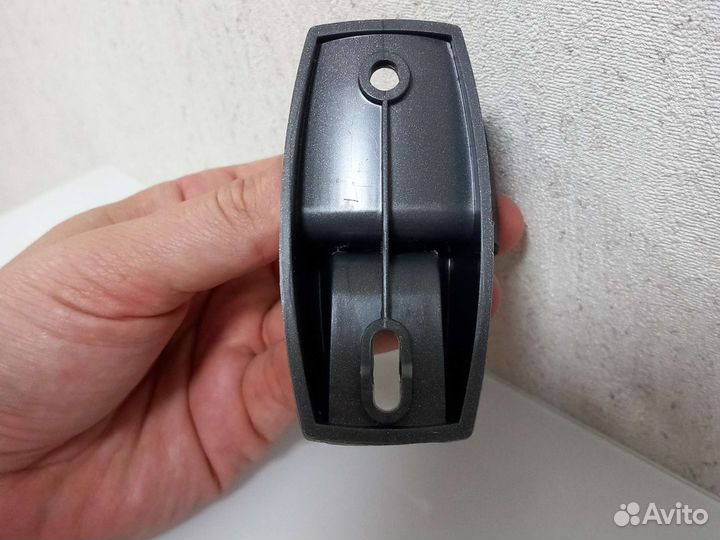 Кронштейн для акустики