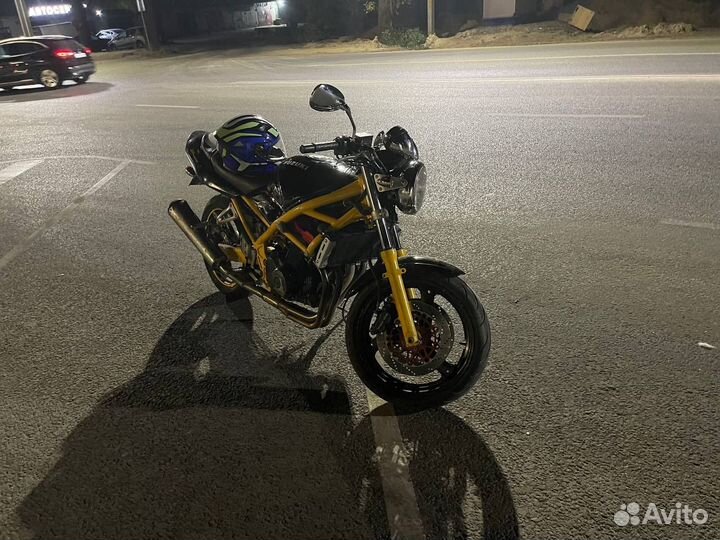 Suzuki bandit 400V-2