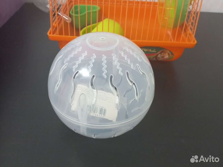 Клетка для хомяка и шар