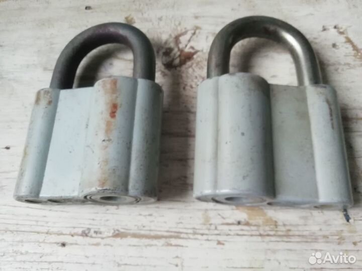 Замок навесной СССР. Дверной засов