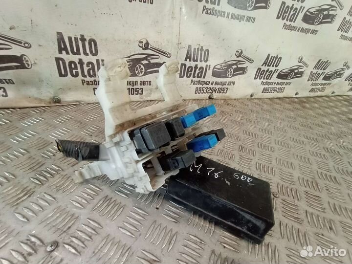 Блок предохранителей Nissan Almera дизель 1.5