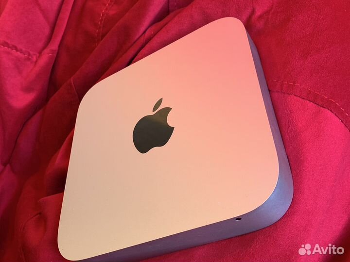 Apple Mac Mini intel i7 16GB SSD 512GB