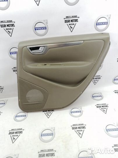 Обшивка задней правой двери Volvo XC70 2005-2007