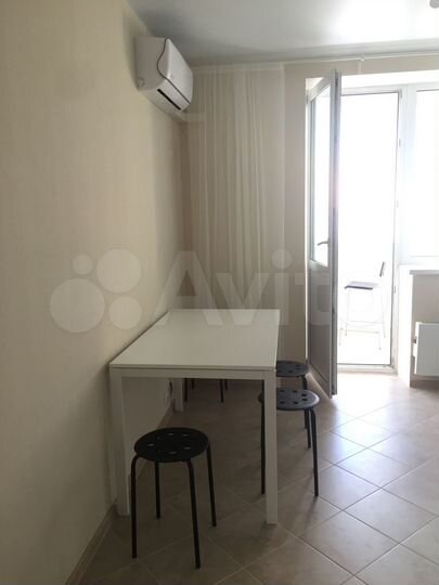 2-к. квартира, 50 м², 10/14 эт.