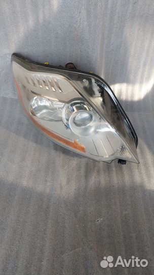 Фара правая Ford Kuga 1 Ксенон