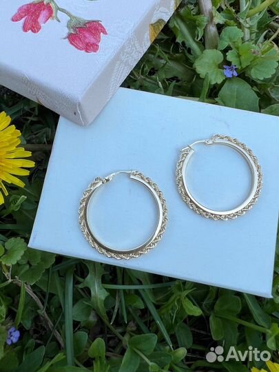 Золотые серьги