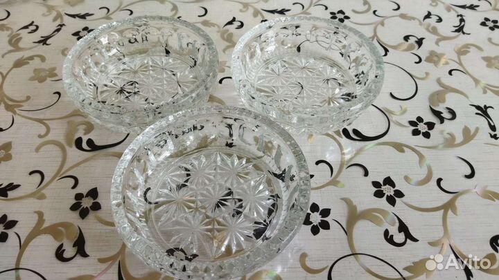 Вазочки, конфетницы, салатники