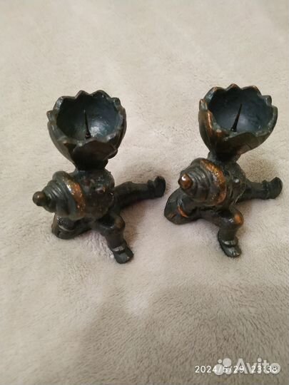 Подсвечники