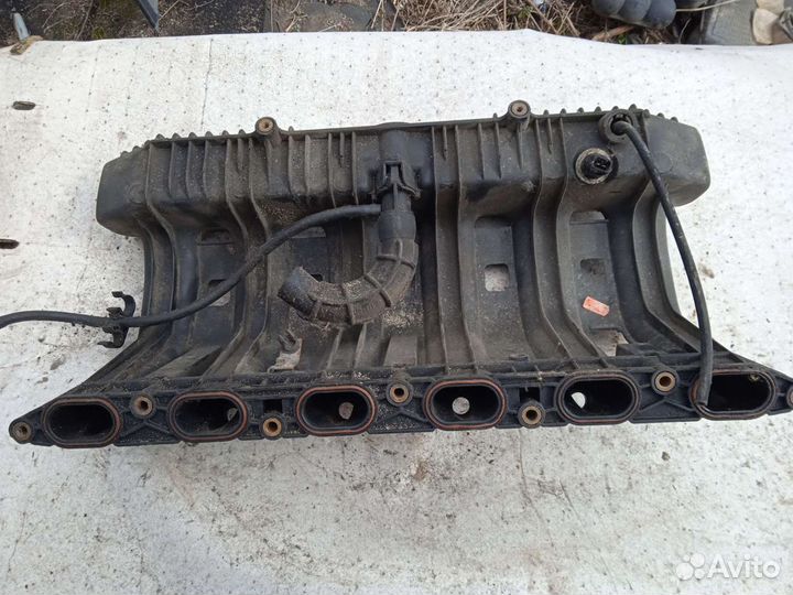 Коллектор впускной BMW E34 m50