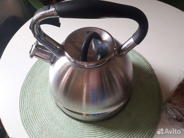Чайник электрический полярис.чайник со свистком