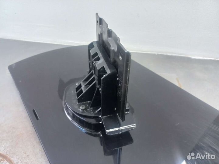 Подставка для тв JVC 42”