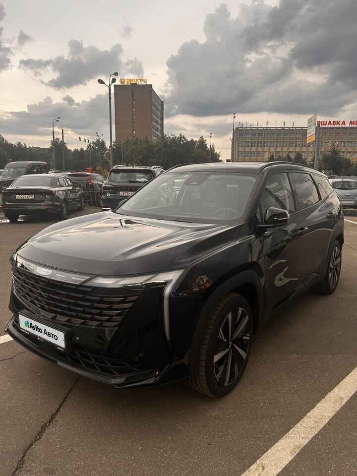 Geely Atlas: фото из отзыва
