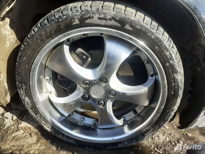 R18 Accelera Ultra 2 225/40, PCD 5x114.3 DIA 42