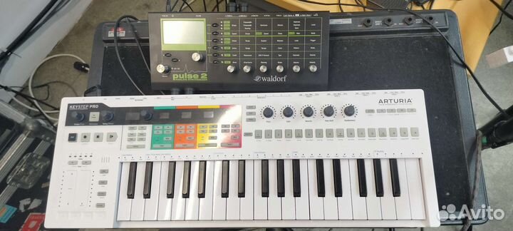 Arturia keysteppro waldorf pulse2